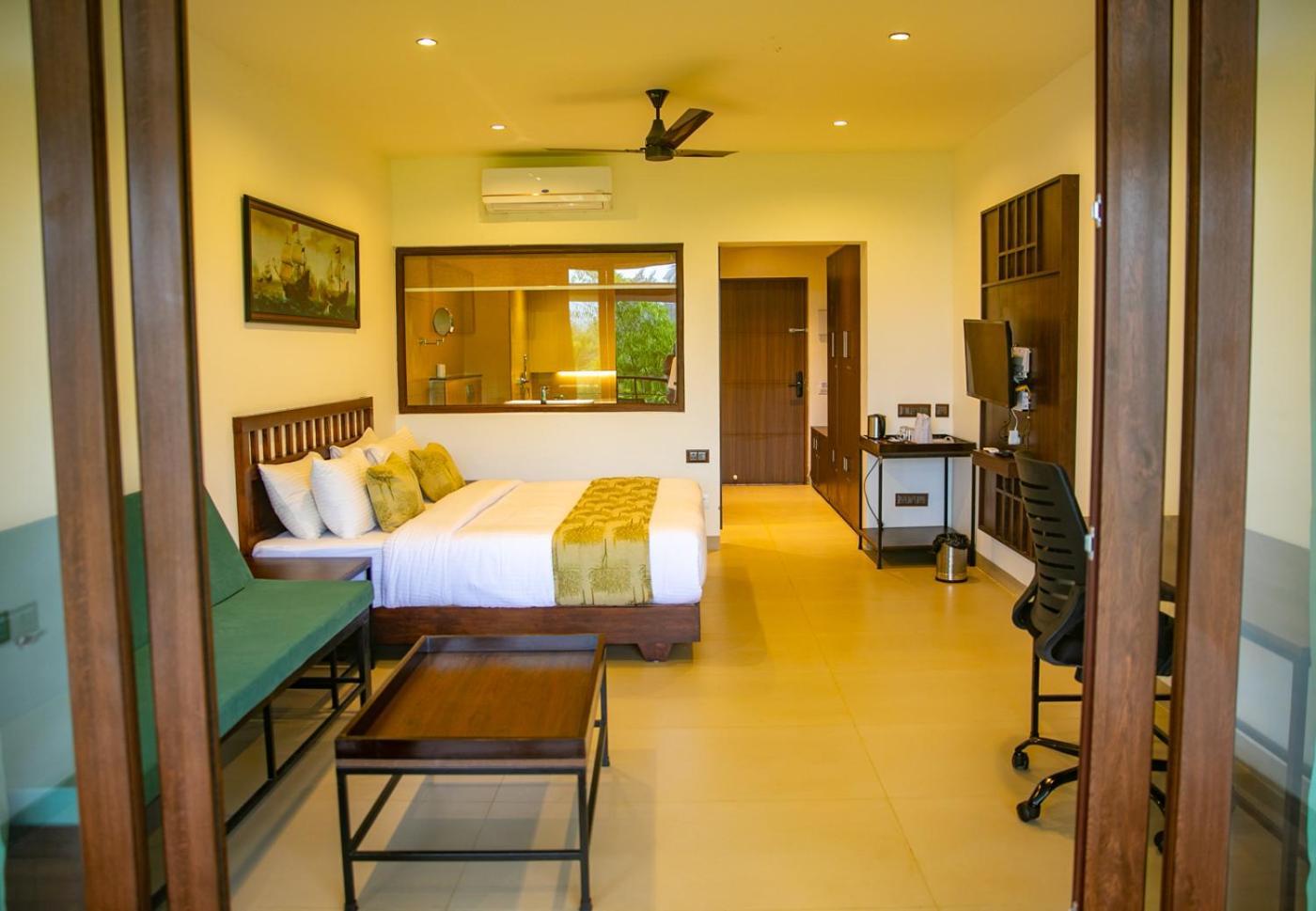 Pranavam Resort & Spa Tariyod Exterior foto